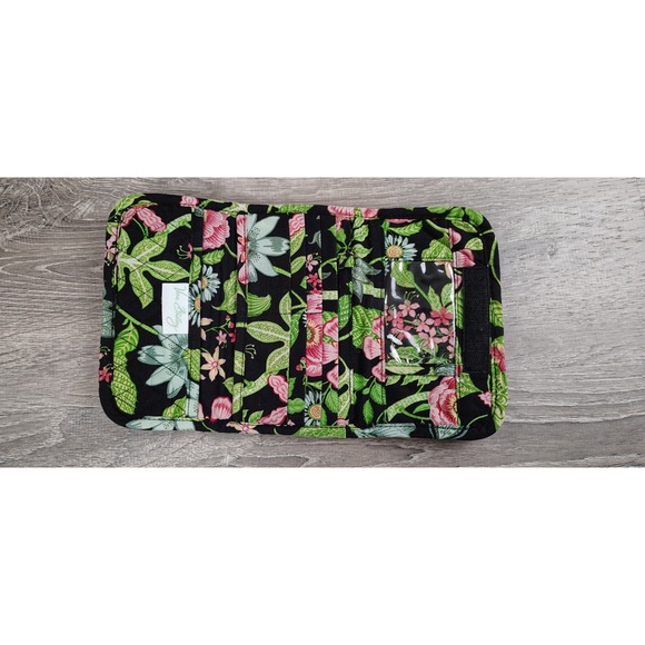 Vera Bradley Wallet‎ Green Black Botanical Tri Fold Clutch Retired Quilted - Picture 3 of 9